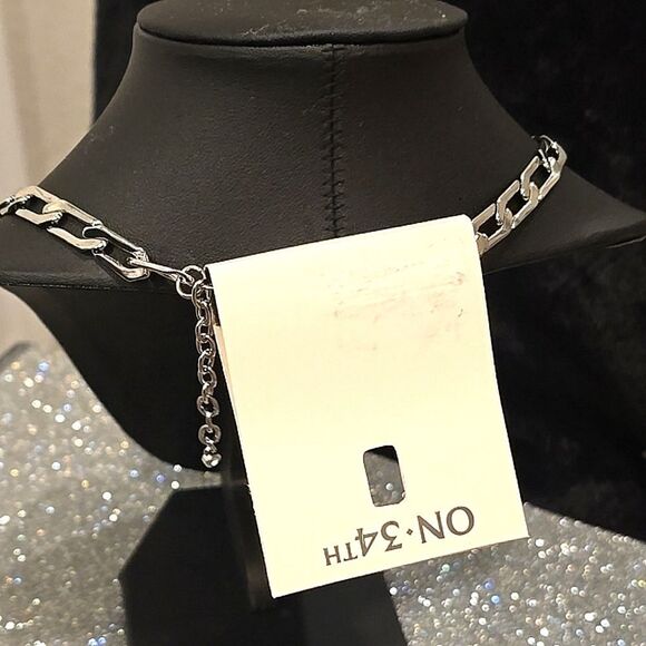 On 34th Chain Link Collar Necklace - Picture 7 of 7